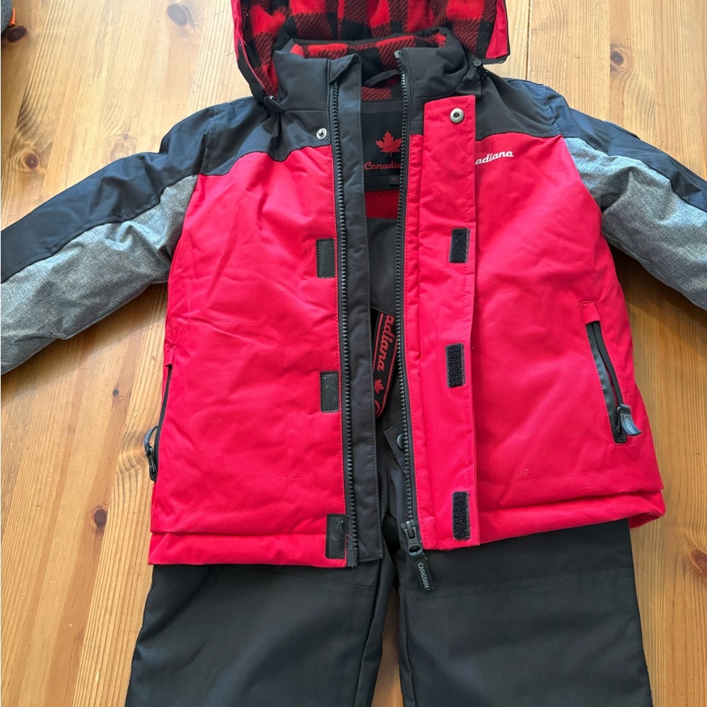 NWOT Canadiana toddler winter suit